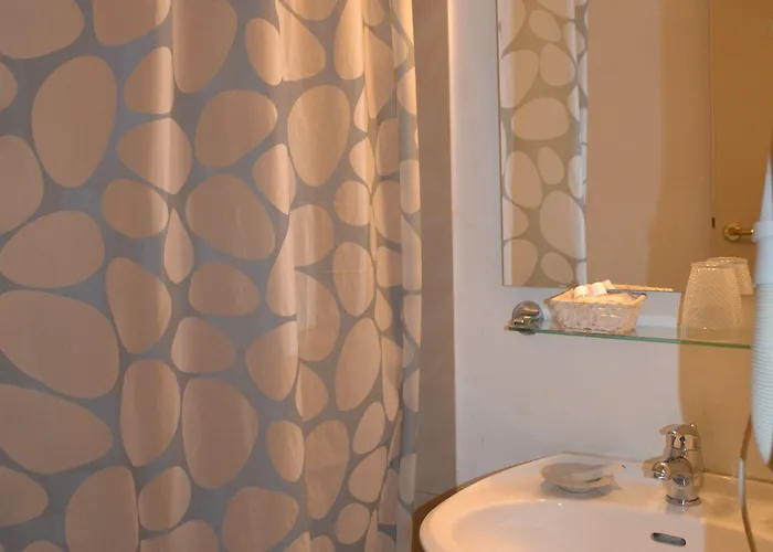 Ferraro Hotel 2*