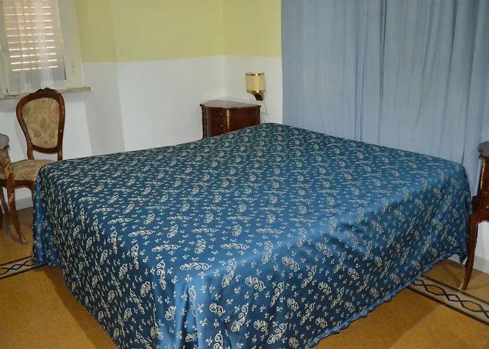 Ferraro Hotel 2*